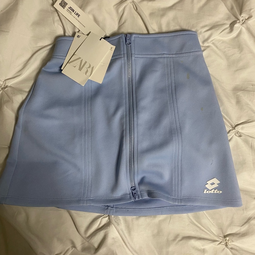 🤍3/35 NEW ZARA middle zip skirt